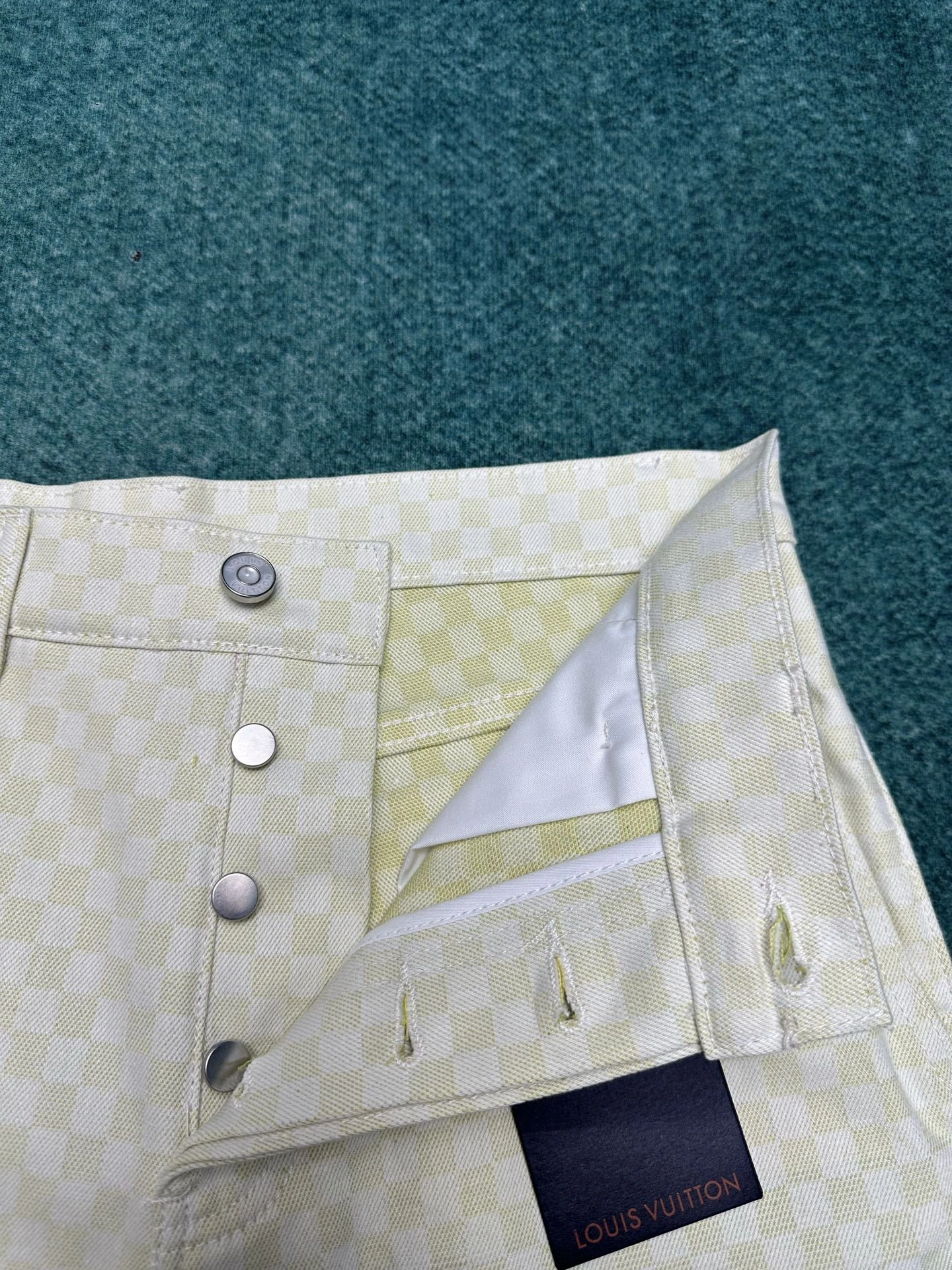 wg.luxury- 8V item:E-F409F1018